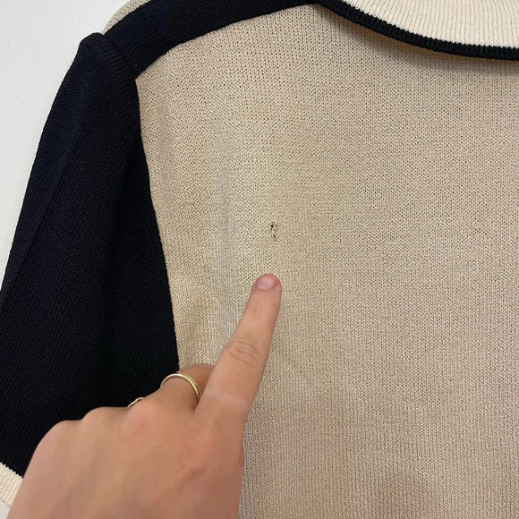 Vintage St John Sport|| Knit Short Sleeve Top, Size Medium - Picture 6 of 8
